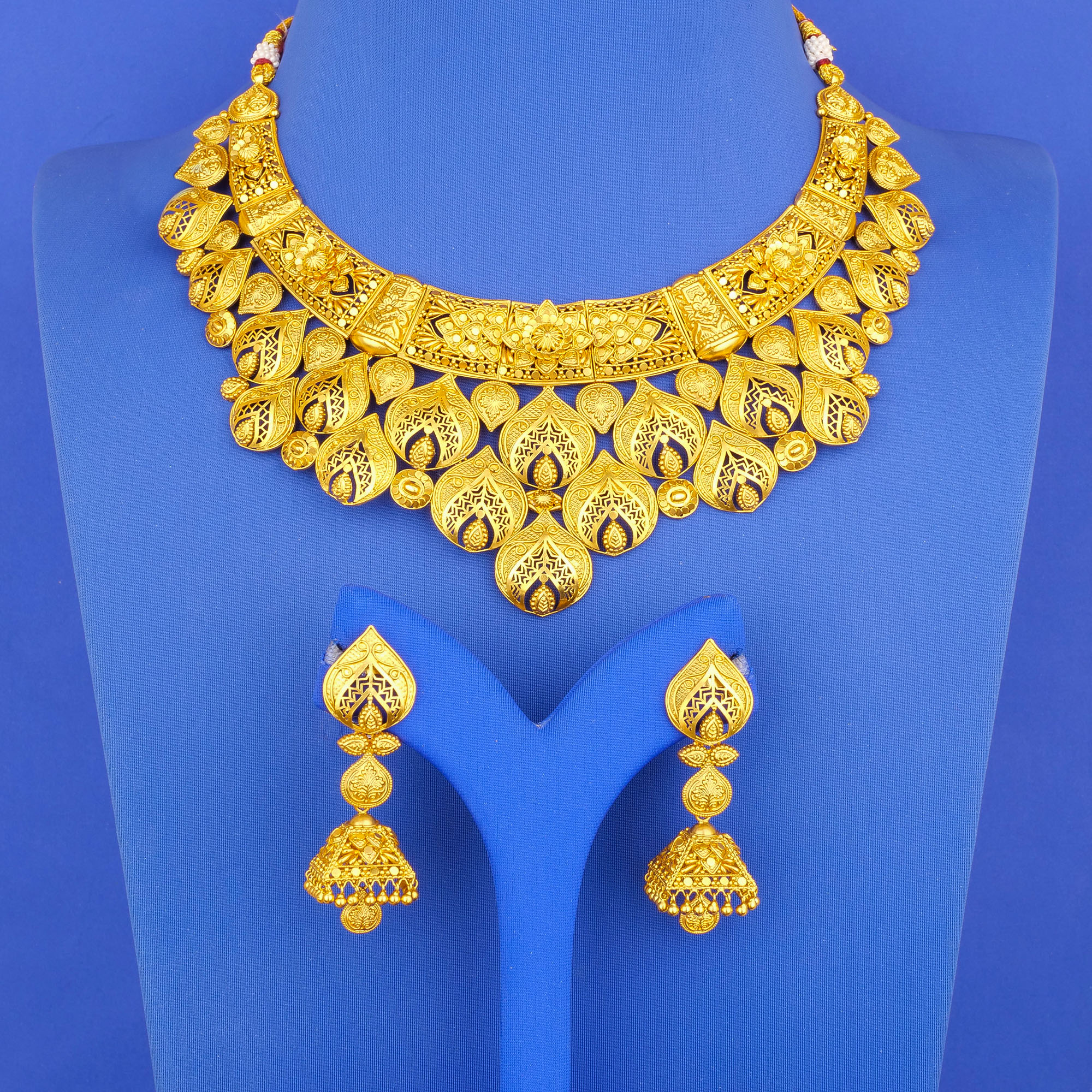 22K 'Antique' Necklace Earring Set