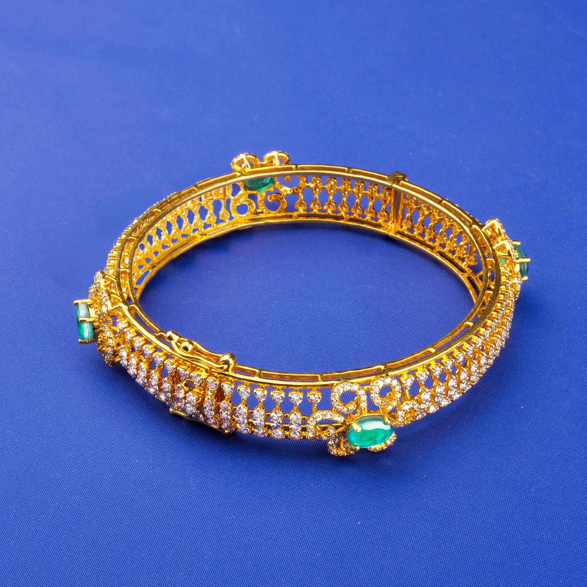 18K Yellow Gold Diamond Bangle/Bracelet w/ Colored Stone