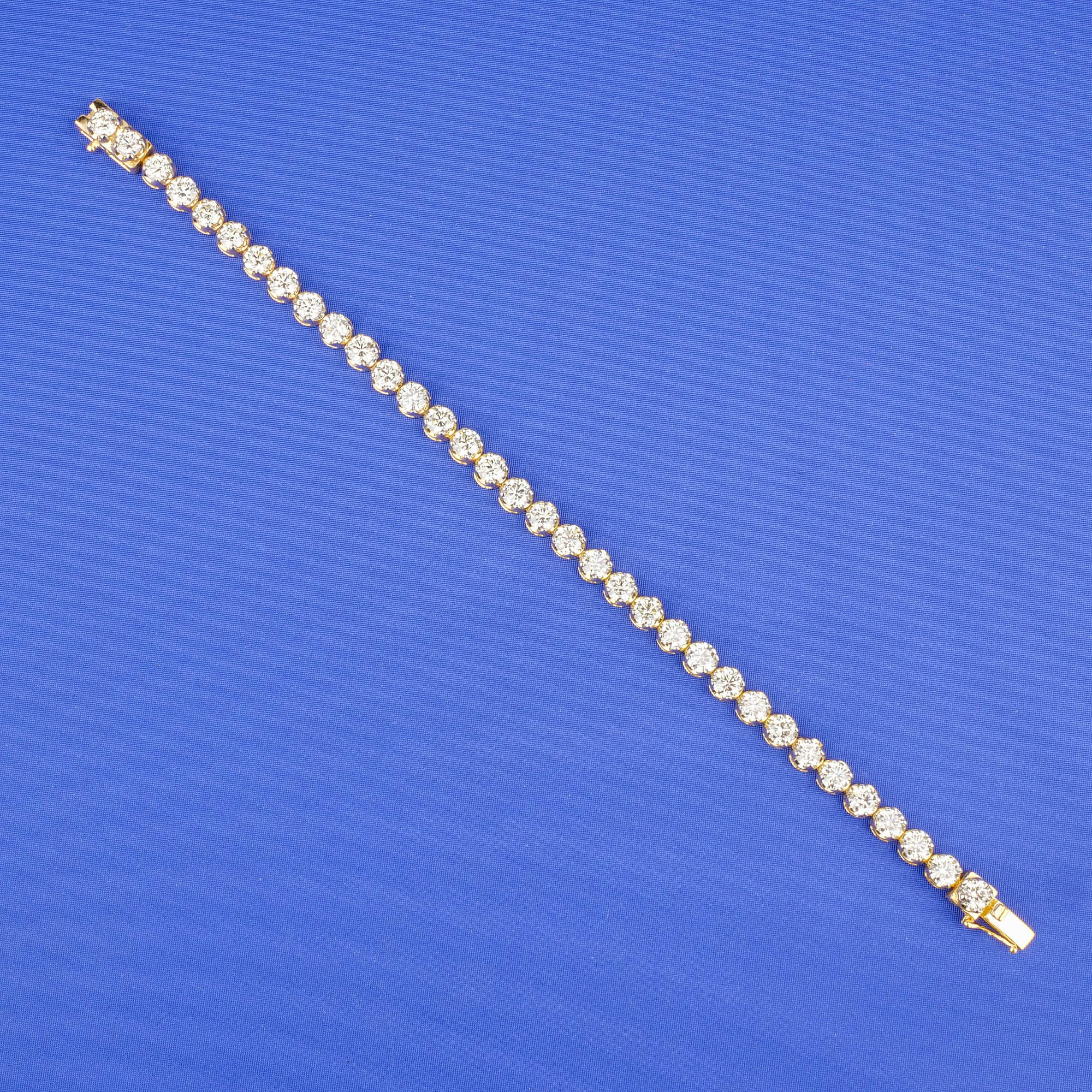 18K Yellow gold and White Gold Diamond Bracelet