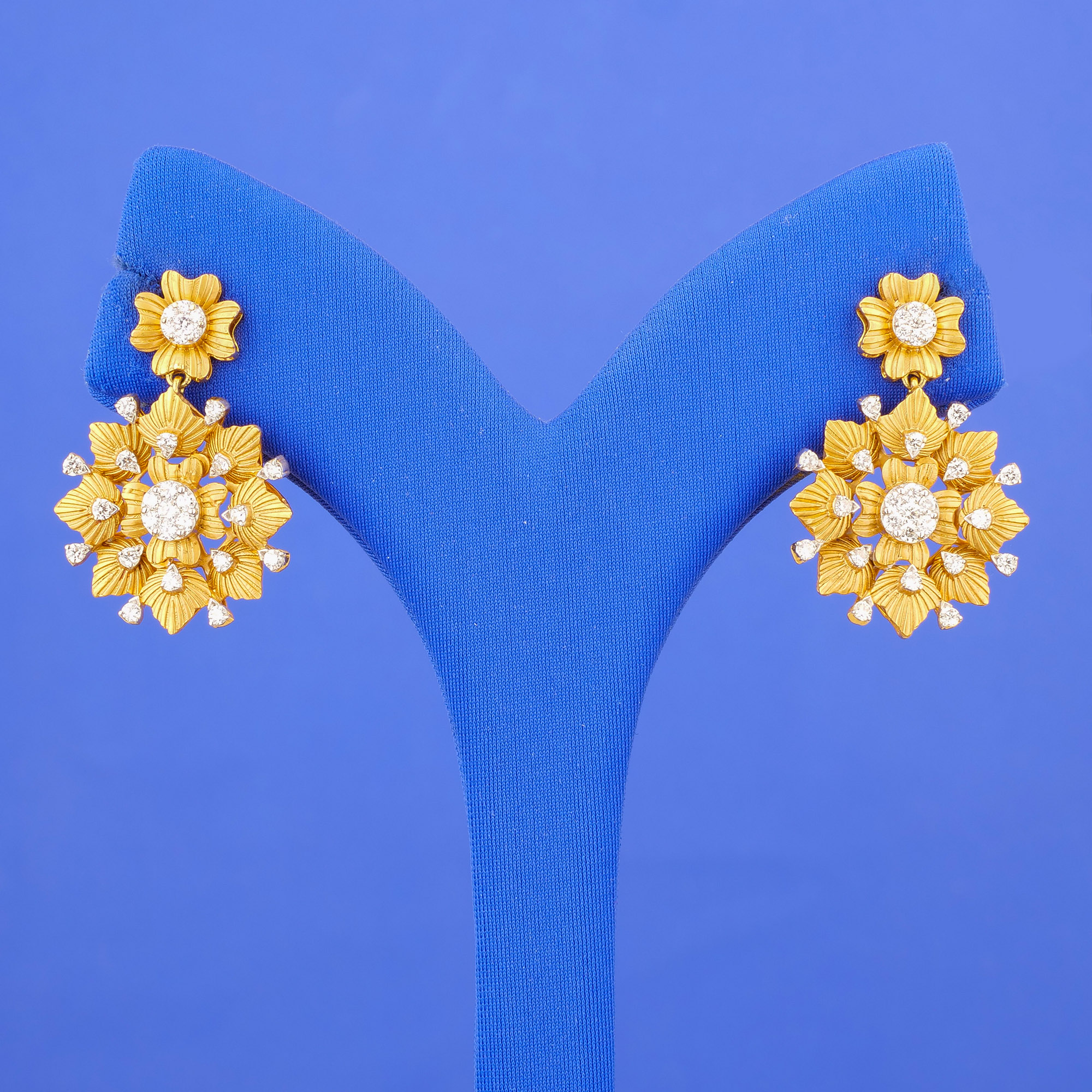 18K Yellow Gold Diamond Earrings