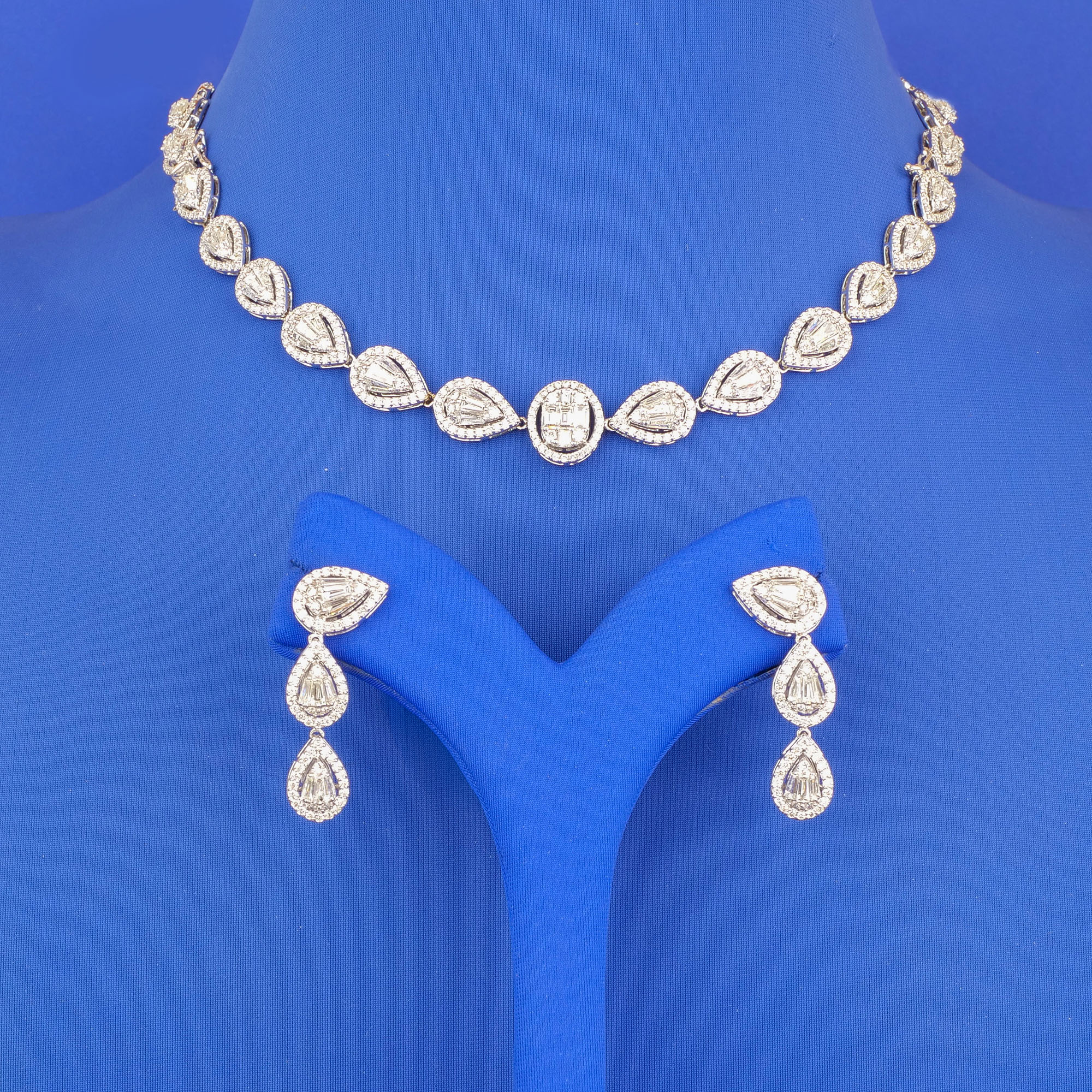 18K WG Diamond Necklace and Earring Set