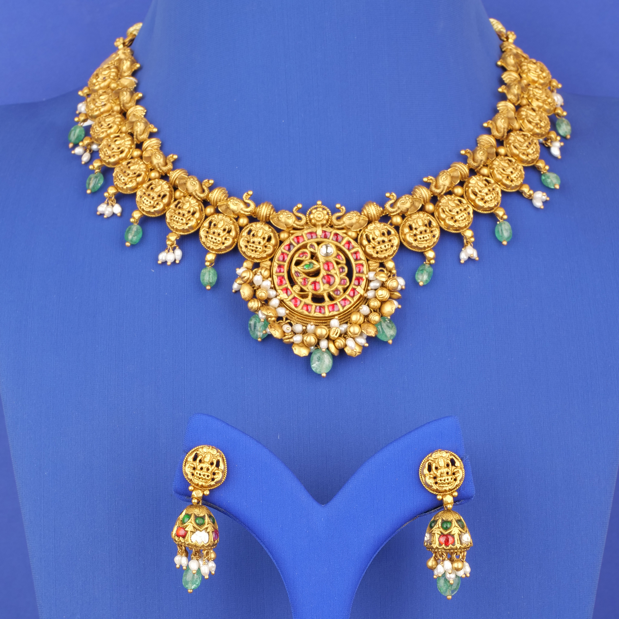 22K 'Antique' Polki Diamond NE Set