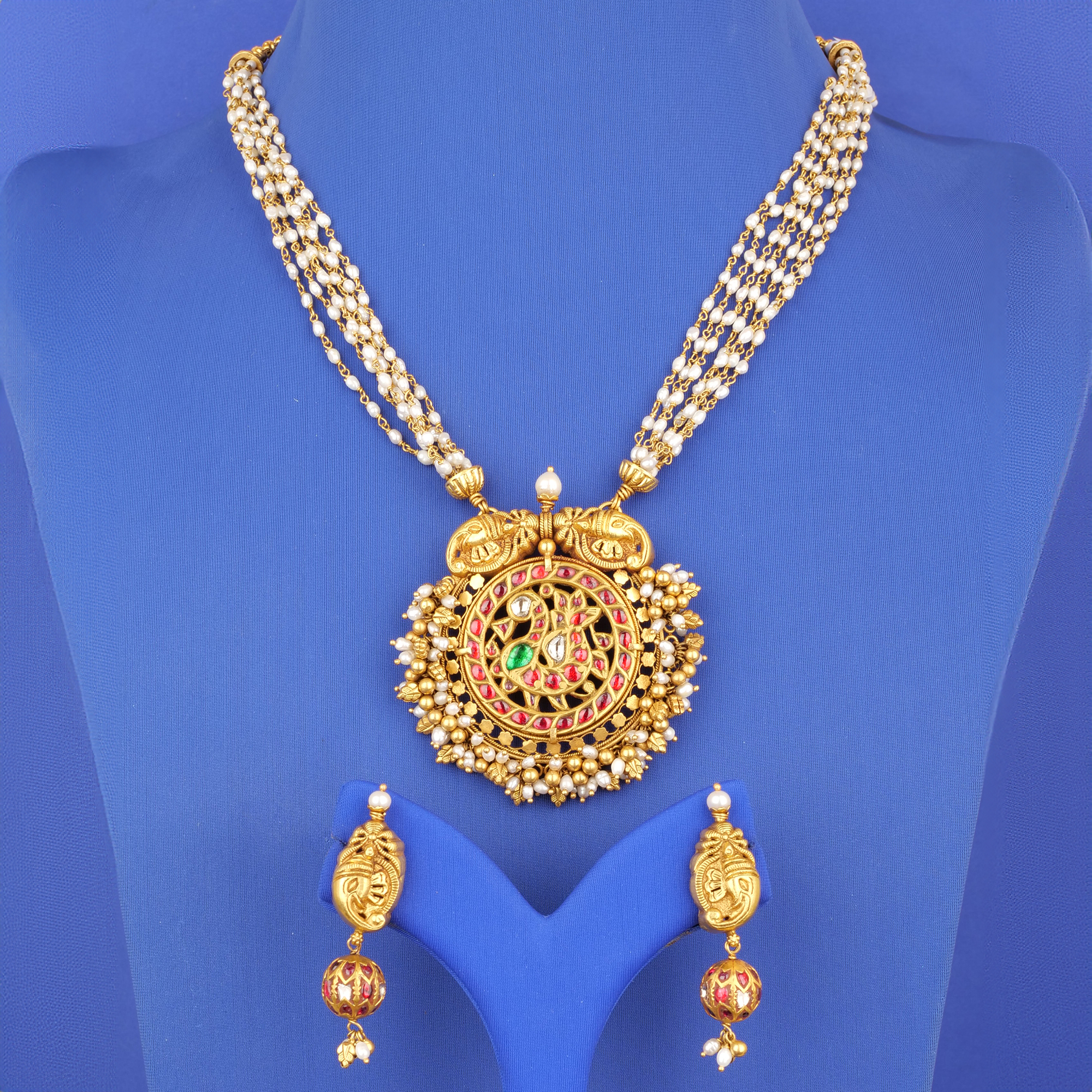 22K 'Antique' Polki Diamond NE Set