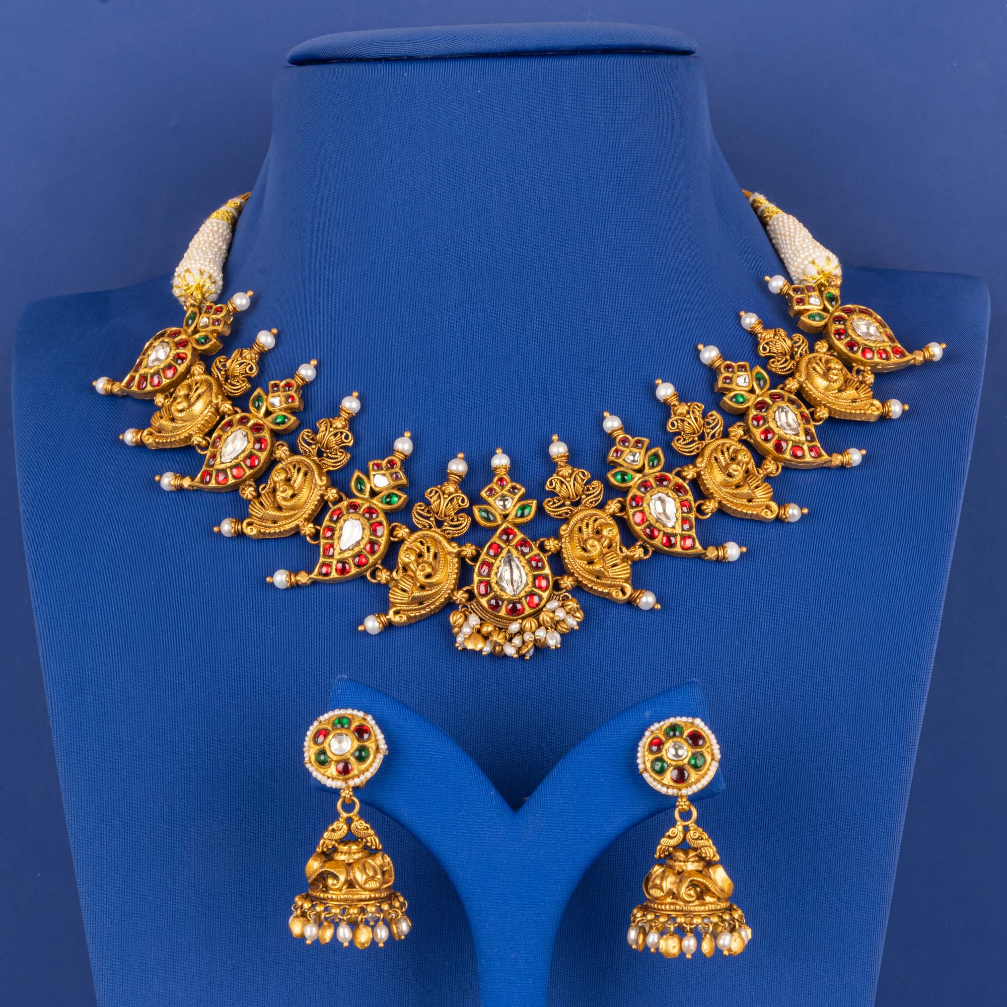 22K 'Antique' Polki Diamond NE Set