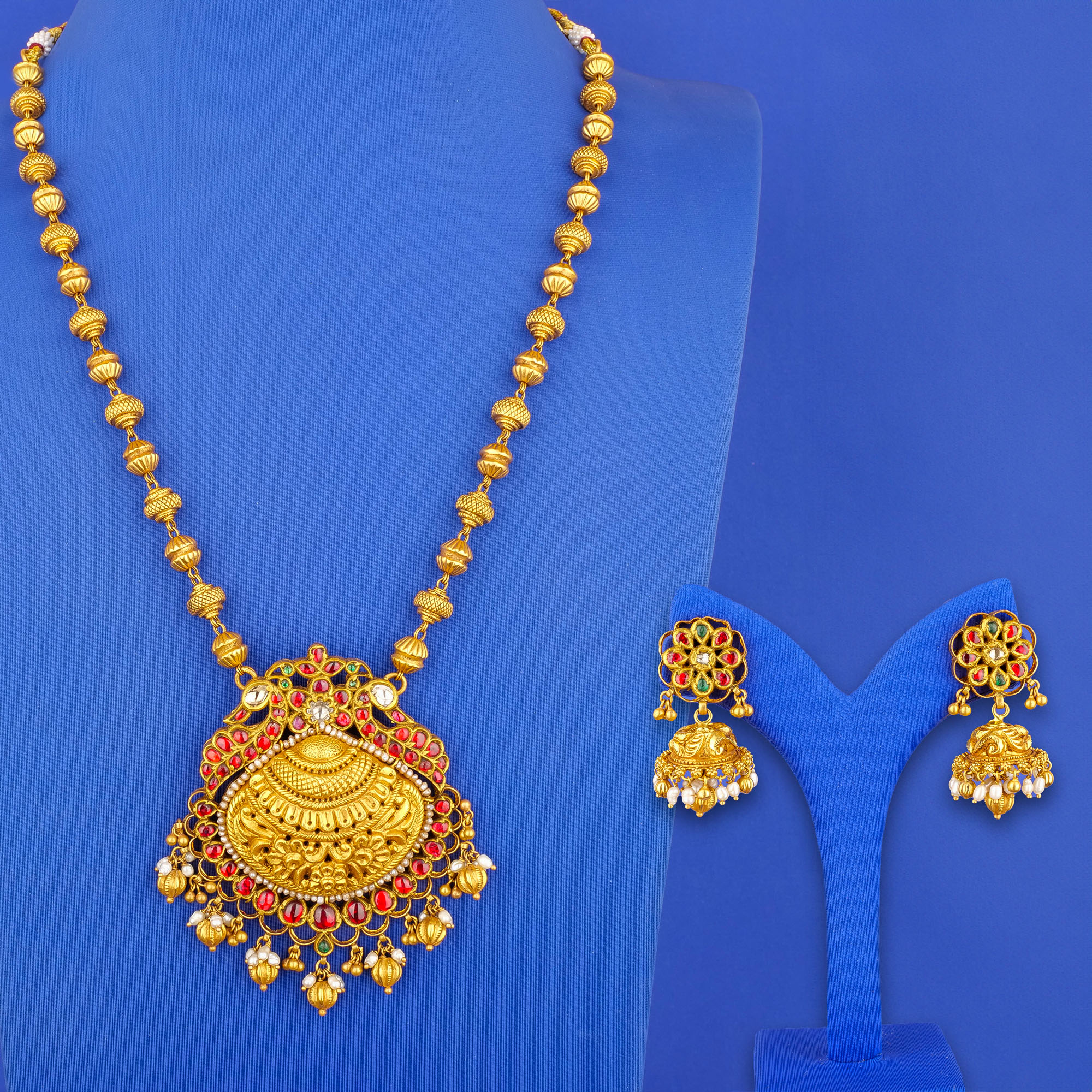 22K 'Antique' Polki Diamond Pearl NE Set