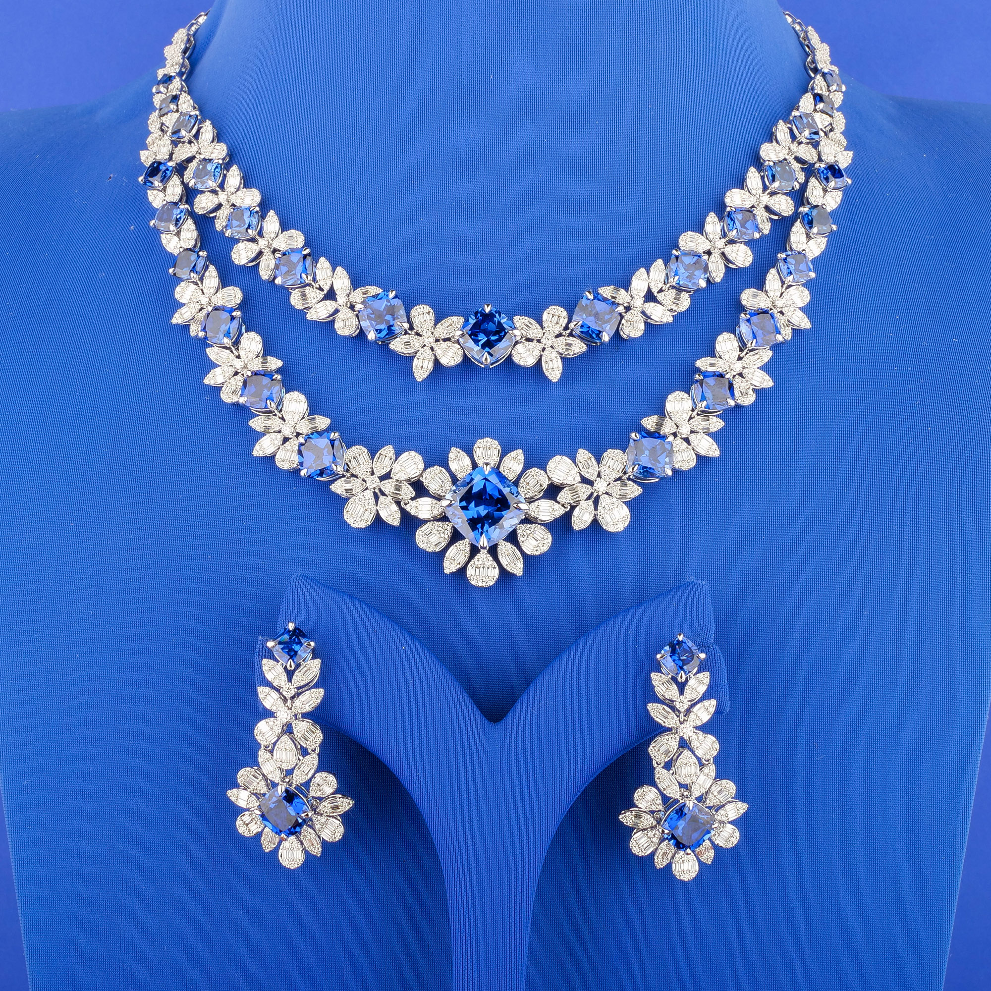 18K White Gold Diamond Necklace Earrings Set w/ Blue Stones