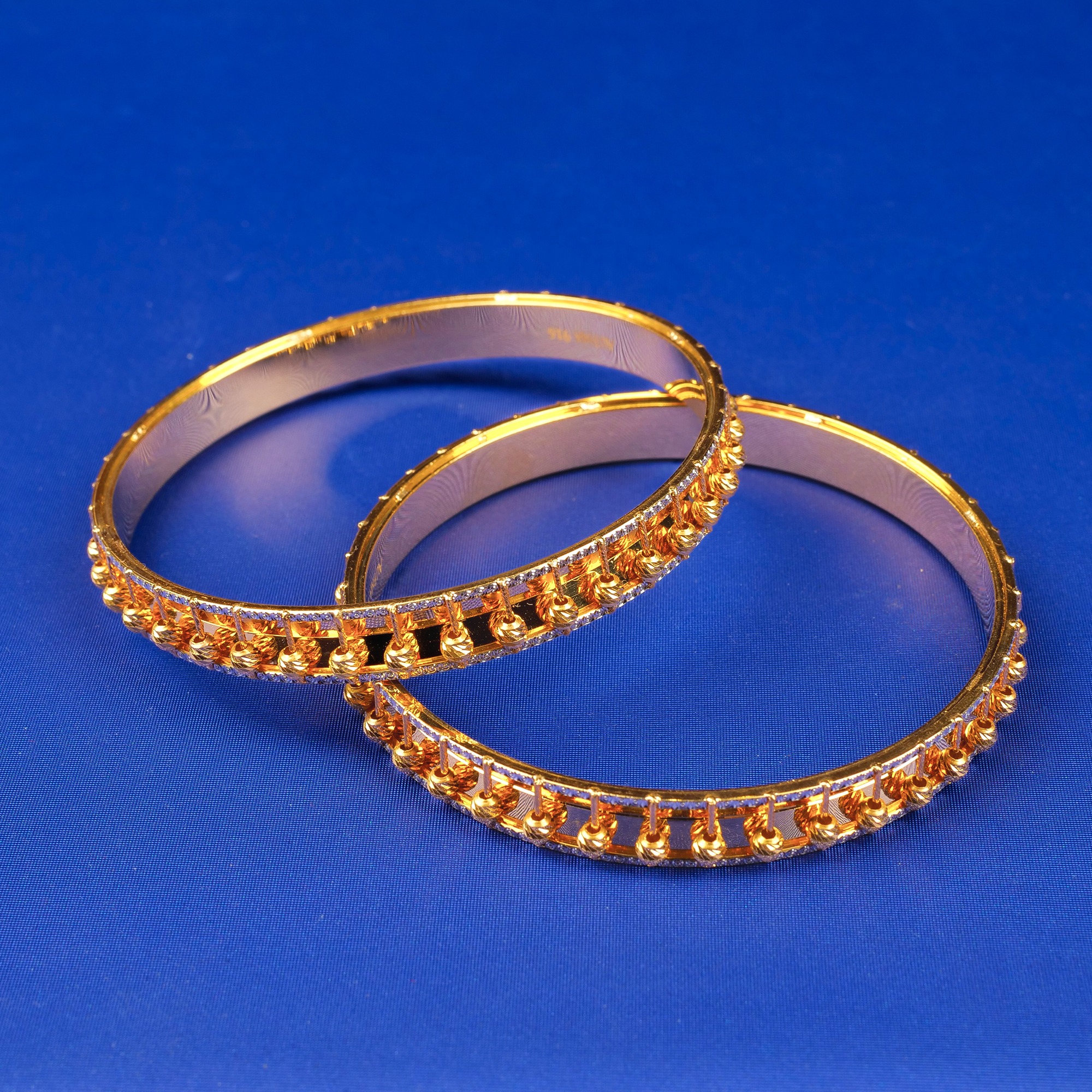 22K Two-Tone Gold Bangle Pair