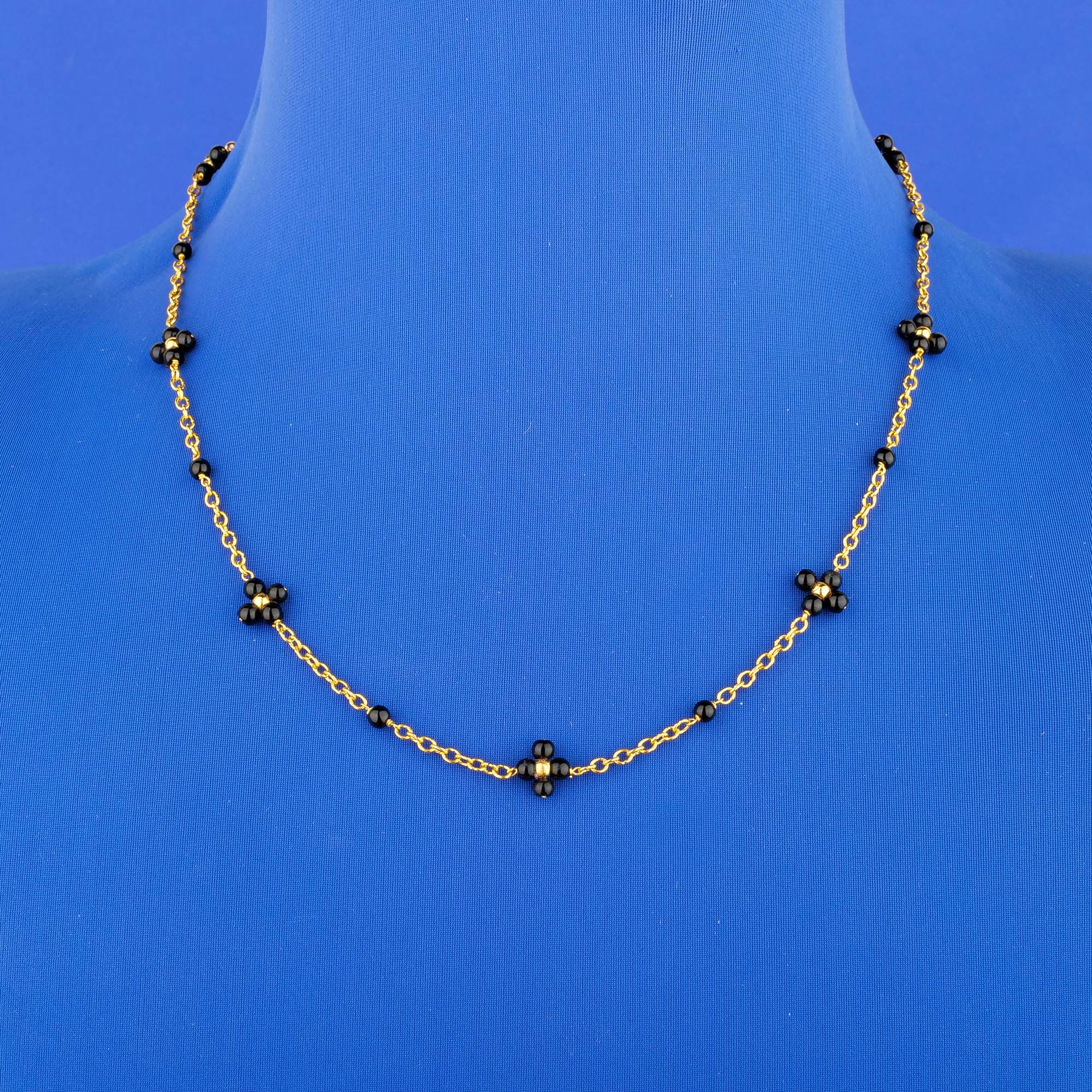 22K Gold Blackbead 'Clover' Chain