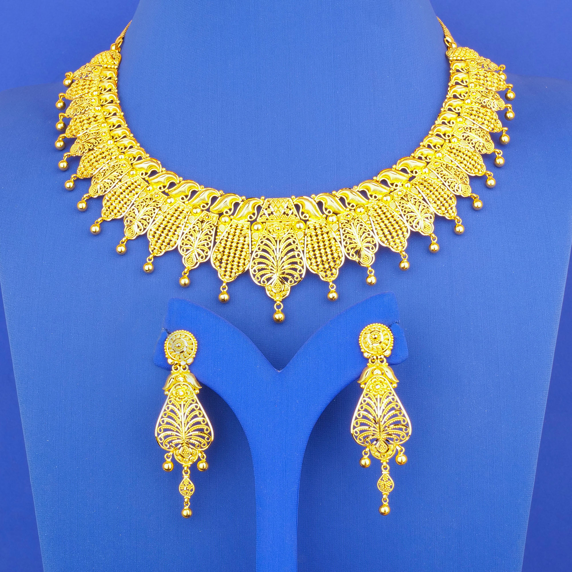 22K Gold Necklace Earring Set