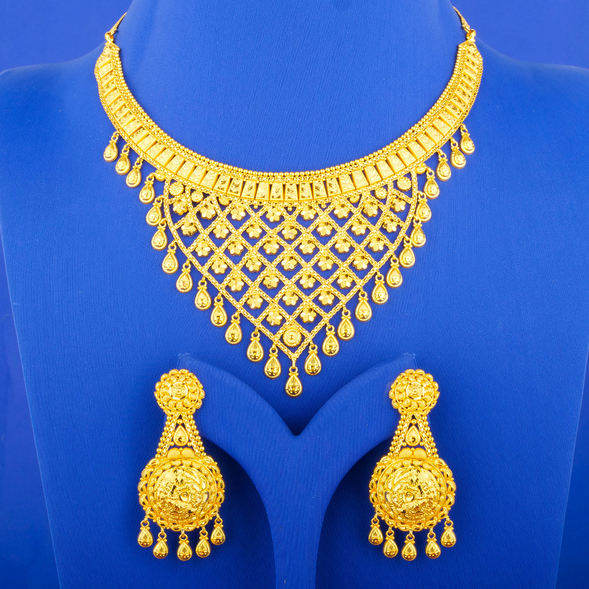 22K Gold Necklace and Earring Set