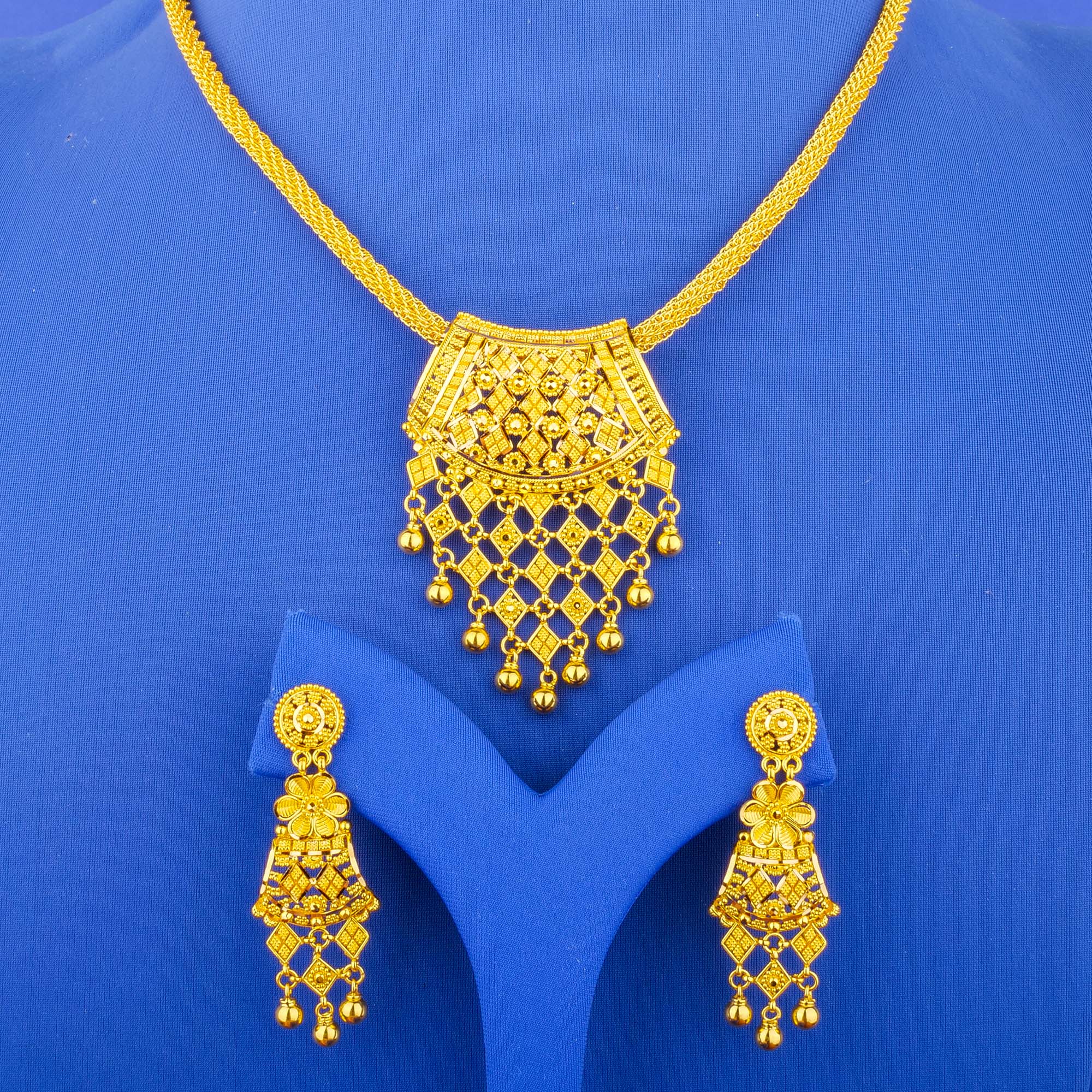 22K Gold Necklace Earring Set