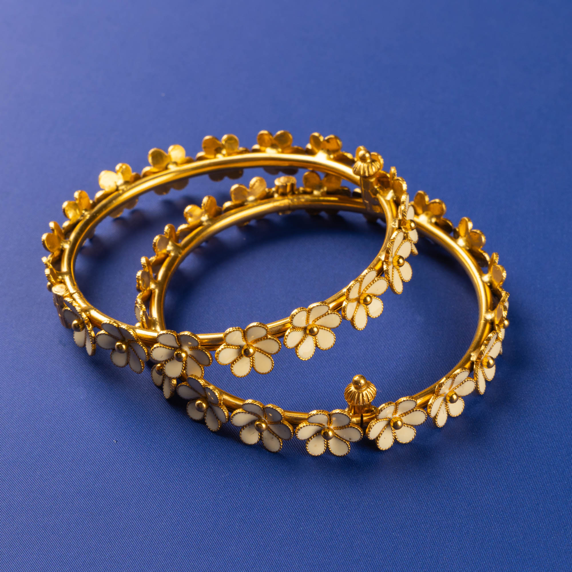 22K 'Antique' Gold Bangles