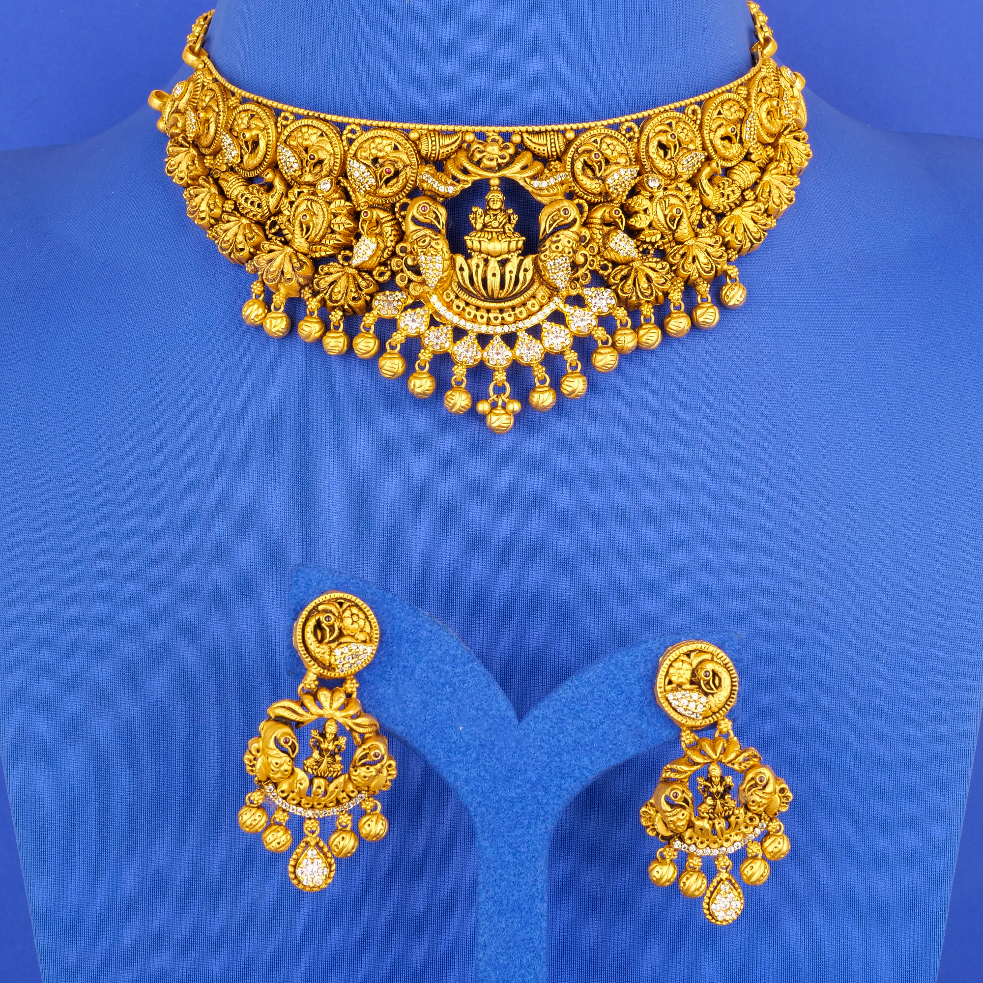 22K 'Antique' Choker Earring Set