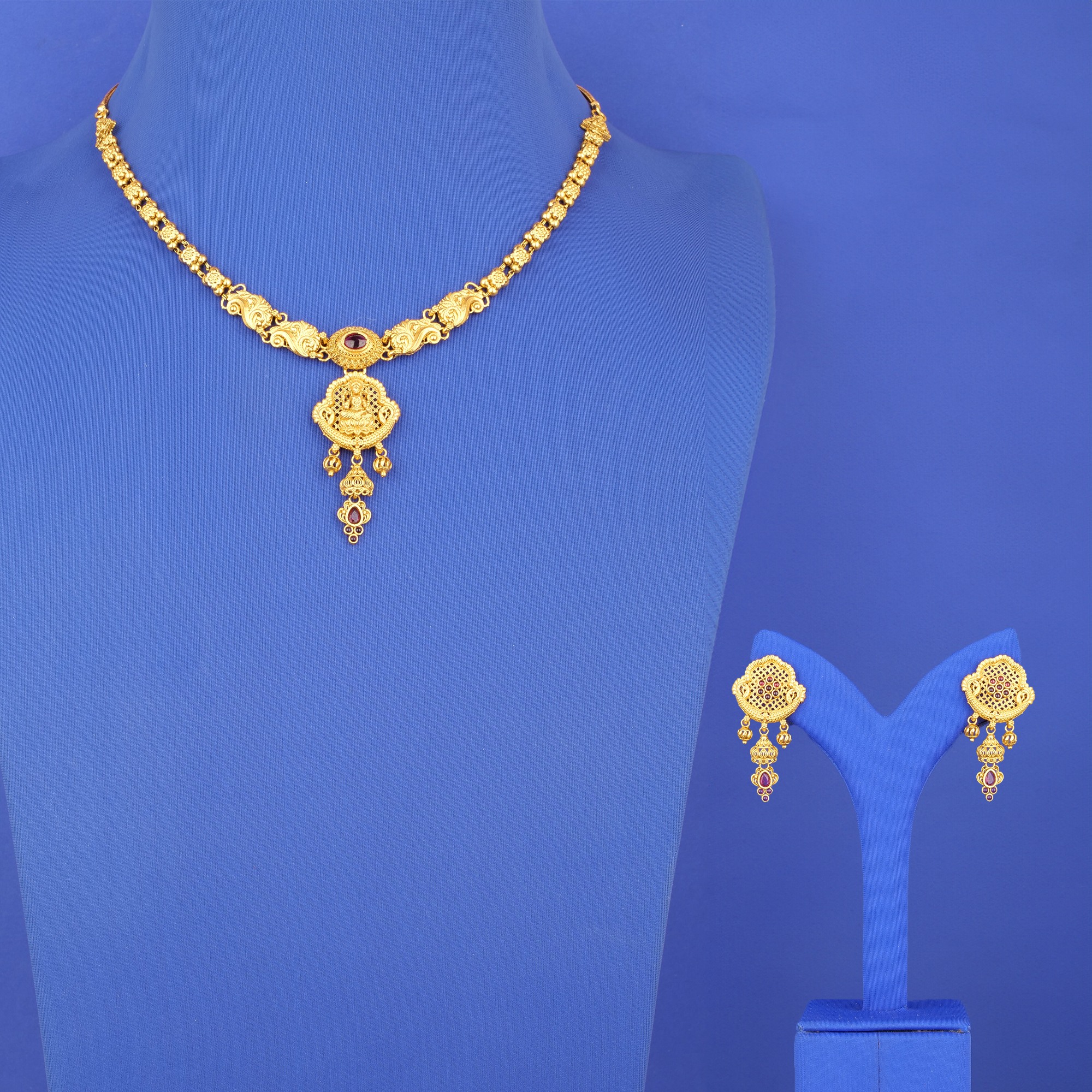 22K 'Antique' Gold CS 'Lakshmi' NE Set