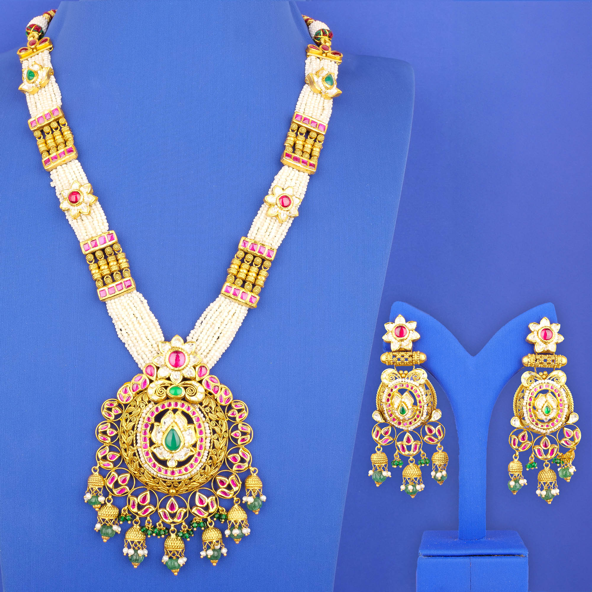 22K 'Antique' Kundan Pearl NE Set