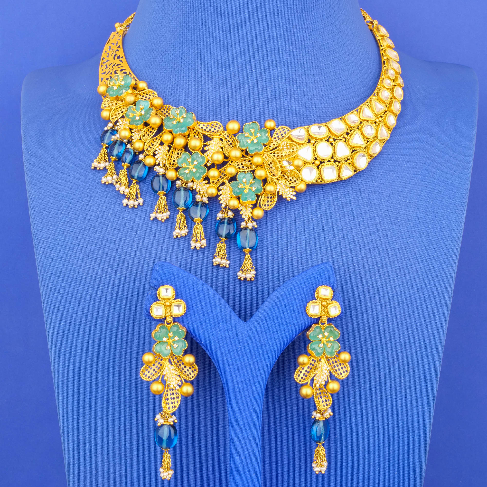 22K 'Antique' Kundan NE Set