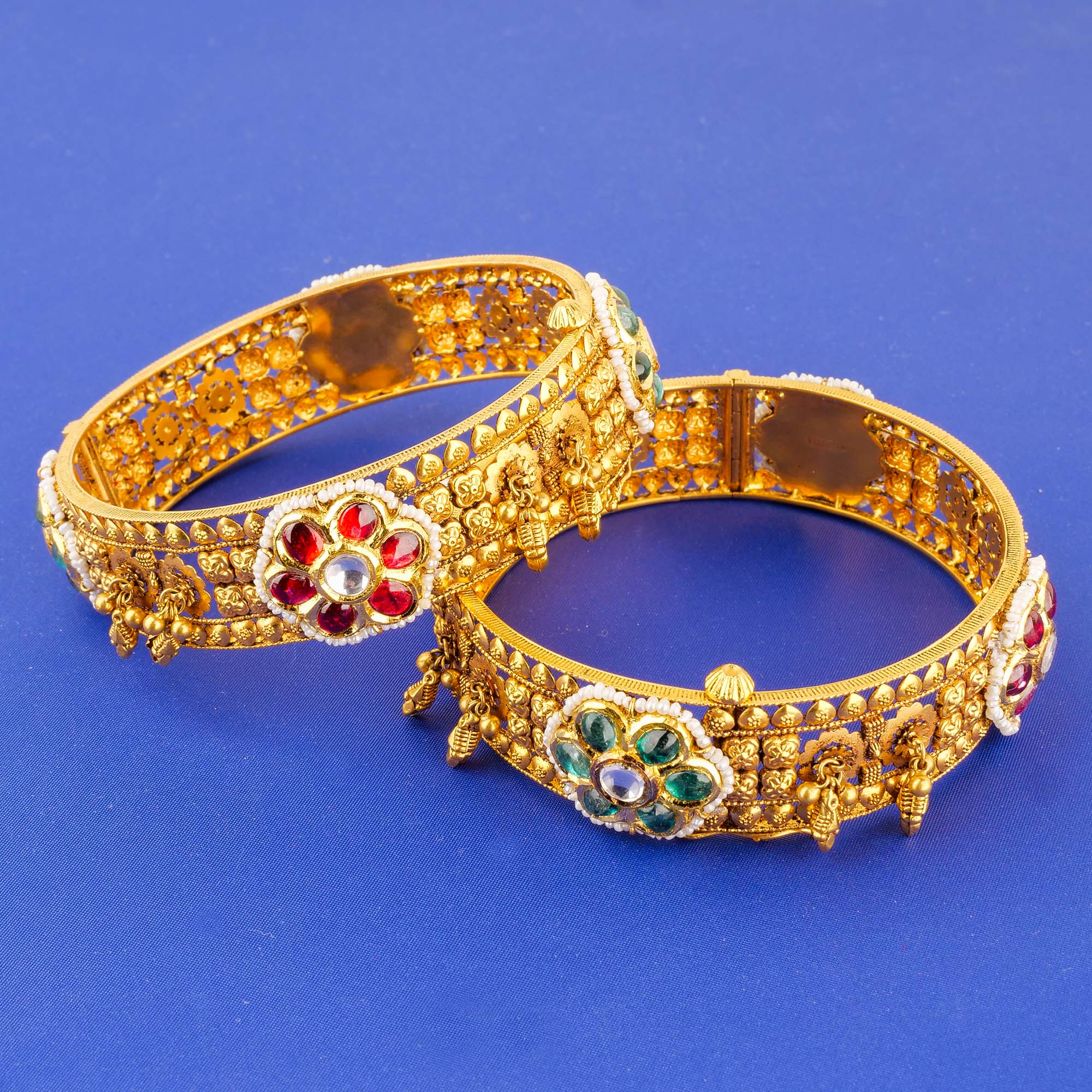 22K 'Antique' Kundan Bangles