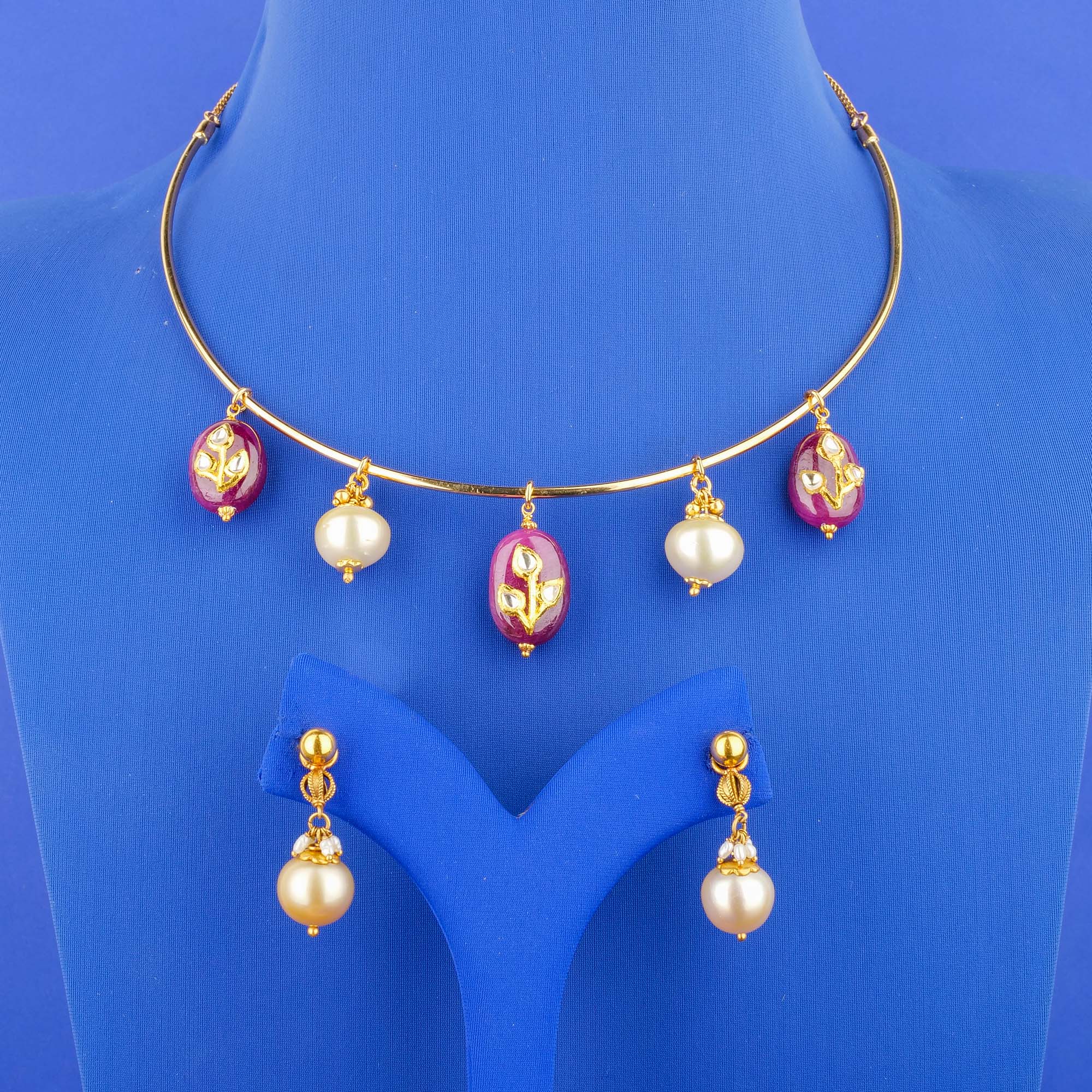 22K 'Antique' Ruby South Sea Pearl Necklace and Earring Set