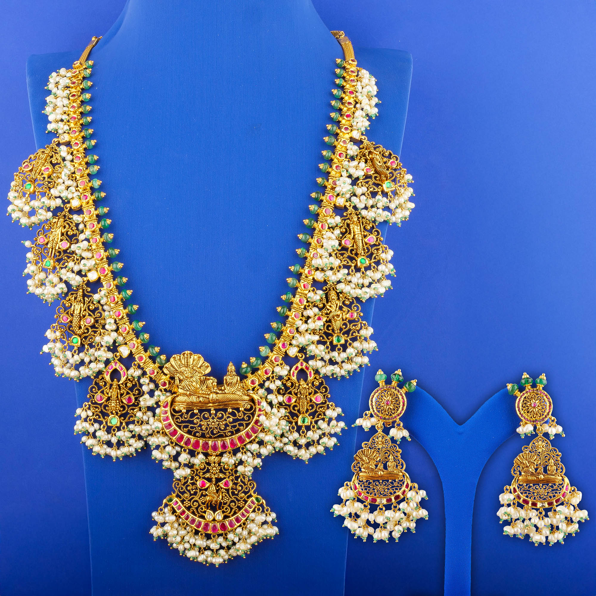 22K 'Antique' Lakshmi Vishnu RE Pearl Necklace and Earrings Set