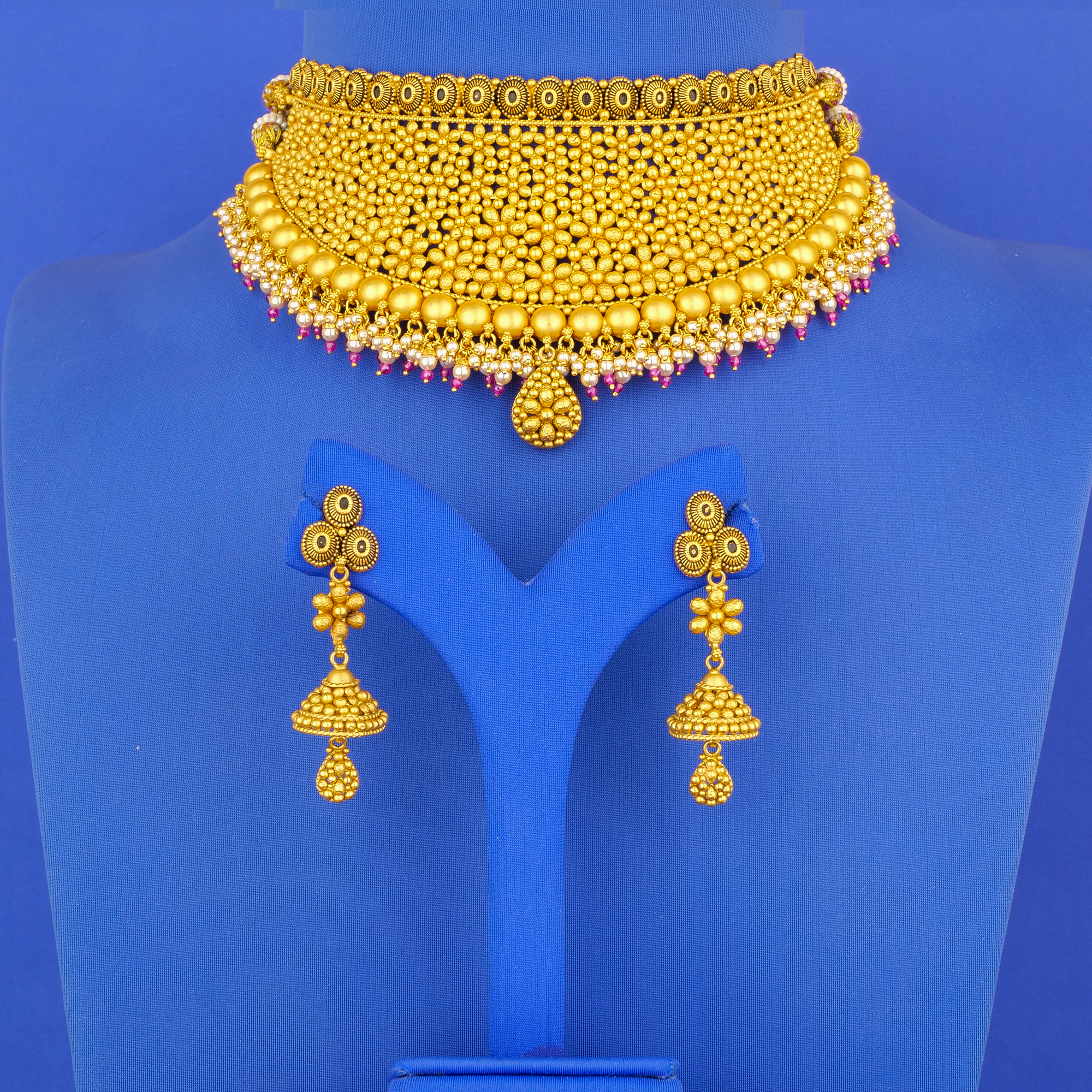 22K Gold 'Antique' NE Set